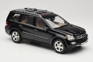 Mercedes GL X164 Tanzanite Blue Minichamps 1:18 B66962335 Kovina – slika 6 od 8