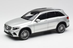 Mercedes GLC X253 Iridium Srebrna Norev 1:18 B66960363 Kovina