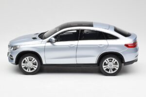 Mercedes GLE Coupe C292 Diamond Srebrna Norev 1:18 B66960358 Kovina – slika 4 od 8