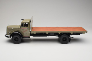 Mercedes L6600 Rungewagen Siv Črn Minichamps 1:18 109031050-R1 Kovina – slika 4 od 9