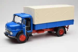 Mercedes L911 Modra Schuco 1:18 450044800 Kovina – slika 2 od 8