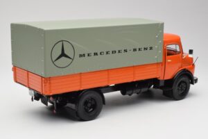 Mercedes L911 Oranžna Schuco 1:18 450044700 Kovina – slika 3 od 8