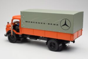 Mercedes L911 Oranžna Schuco 1:18 450044700 Kovina – slika 5 od 8