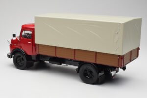 Mercedes L 911 Rdeč Schuco 1:18 450016400 Kovina – slika 7 od 8