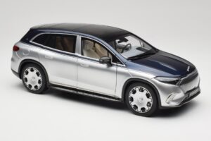 Mercedes Maybach EQS 680 V297 Modra NZG 1:18 1060/23 Kovina – slika 6 od 8