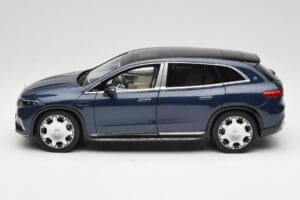 Mercedes Maybach EQS 680 V297 Temno Modra NZG 1:18 B66960593 Kovina – slika 4 od 8