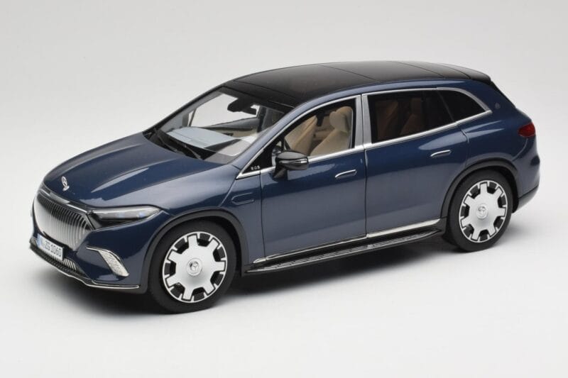Mercedes Maybach EQS 680 V297 Temno Modra NZG 1:18 B66960593 Kovina