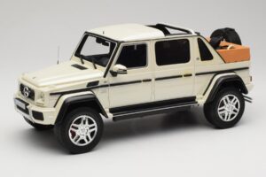 Mercedes Maybach G650 Landaulet W463 Bela Schuco 1:18 450017800 Kovina