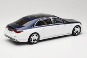 Mercedes Maybach S-Class Z223 Nautical Blue Diamond White Almost Real 1:18 820126 Kovina – slika 3 od 8