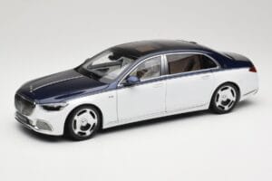 Mercedes Maybach S-Class Z223 Nautical Blue Diamond White Almost Real 1:18 820126 Kovina