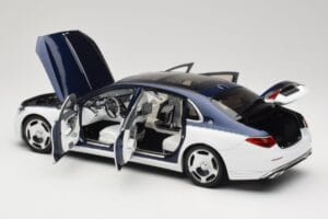 Mercedes Maybach S-Class Z223 Nautical Blue Diamond White Almost Real 1:18 820126 Kovina – slika 5 od 8