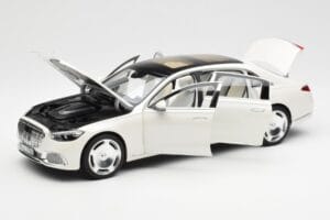 Mercedes Maybach S680 4Matic X223 Diamond Bel Norev 1:18 183918 Kovina – slika 2 od 8