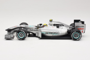 Mercedes MGP W01 #4 N. Rosberg Mercedes GP 2010 Minichamps 1:18 110100004 Kovina – slika 3 od 7