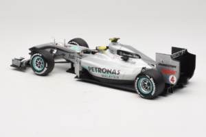 Mercedes MGP W01 #4 N. Rosberg Mercedes GP 2010 Minichamps 1:18 110100004 Kovina – slika 5 od 7