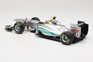 Mercedes MGP W02 #8 N. Rosberg Mercedes GP 2011 Minichamps 1:18 110110008 Kovina – slika 5 od 7