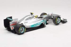 Mercedes MGP W02 #8 N. Rosberg Mercedes GP Showcar 2011 Minichamps 1:18 110110078 Kovina – slika 2 od 7