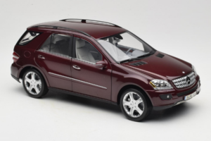 Mercedes ML W164 Red Metallic Minichamps 1:18 150034500 Kovina – slika 6 od 8
