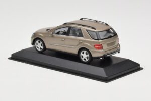 Mercedes ML W164 Bakren Metalik Minichamps 1:43 ML002 Kovina – slika 3 od 4