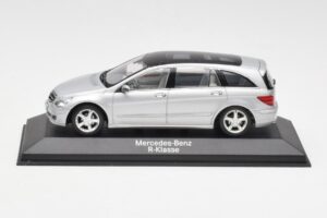 Mercedes R-Class W251 Iridium Silver Minichamps 1:43 B66962214 Kovina