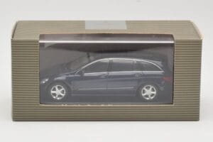 Mercedes R-Class W251 Tanzanite Blue Minichamps 1:43 B66962215 Kovina – slika 4 od 4