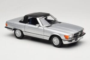 Mercedes R107 380 SL Srebrna Norev 1:18 183725 Kovina – slika 6 od 8