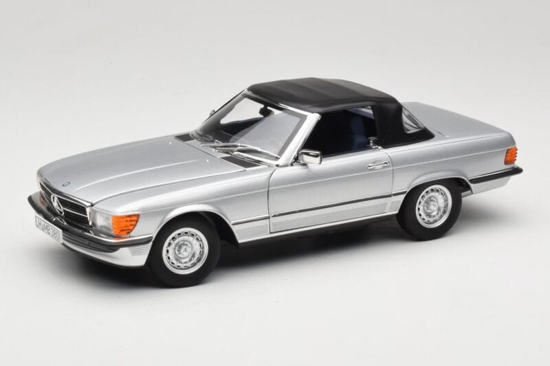 Mercedes R107 380 SL Srebrna Norev 1:18 183725 Kovina