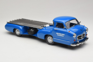 Mercedes Renntransporter Blaues Wunder iScale 1:18 118000000006-P1 Kovina – slika 4 od 6