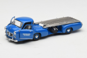 Mercedes Renntransporter Blue Wonder CMC 1:43 M-036K Kovina – slika 2 od 8