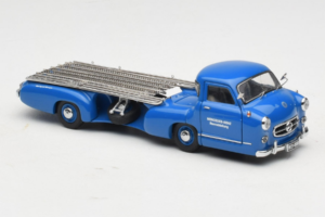 Mercedes Renntransporter Blue Wonder CMC 1:43 M-036K Kovina – slika 6 od 8