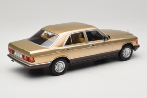 Mercedes S-Class W126 Metallic Beige MCG 1:18 MCG18548 Kovina – slika 2 od 6