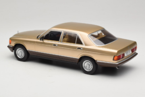 Mercedes S-Class W126 Metallic Beige MCG 1:18 MCG18548 Kovina – slika 5 od 6