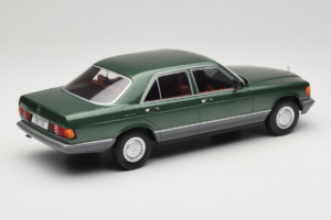 Mercedes S-Class W126 Metallic Green MCG 1:18 MCG18549 Kovina – slika 2 od 6