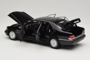 Mercedes S-Class W140 S600 Obsidian Black Metallic Norev 1:18 183045 Kovina – slika 5 od 8