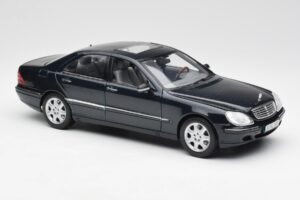 Mercedes S-Class W220 Moder Maisto 1:18 56051 Kovina – slika 6 od 8