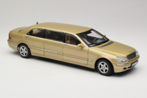 Mercedes S-Class W220 Pullman Gold Metallic Sun Star 1:18 4113 Kovina – slika 6 od 8