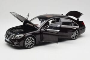 Mercedes S-Class W222 AMG Line Ruby Črn Metallic Norev 1:18 183483 Kovina – slika 2 od 8