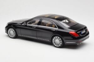 Mercedes S-Class W222 Črn Metallic Norev 1:18 183480 Kovina – slika 7 od 8
