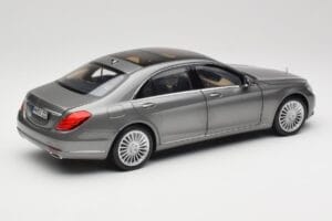 Mercedes S-Class W222 Grey Metallic Norev 1:18 183481 Kovina – slika 3 od 8