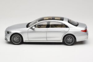 Mercedes S-Class W223 AMG Line Brilliant Silver Norev 1:18 183805 Kovina – slika 4 od 8