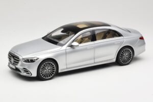 Mercedes S-Class W223 AMG Line Brilliant Silver Norev 1:18 183805 Kovina