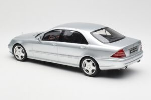 Mercedes AMG S55 W220 Srebrn Otto 1:18 OT292 Smola – slika 5 od 6