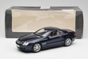 Mercedes SL 500 R230 Moder Maisto 1:18 B66962126 Kovina – slika 8 od 8