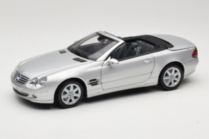 Mercedes SL R129 Srebrn Minichamps 1:18 B66962133 Kovina