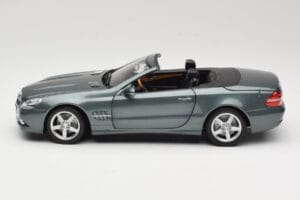 Mercedes SL R230 Amiant Green Minichamps 1:18 B66962389 Kovina – slika 4 od 8