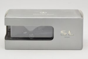 Mercedes SL R230 Tenorit Grey Metallic Minichamps 1:43 B66962392 Kovina – slika 4 od 4