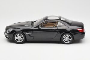 Mercedes SL R231 Magnetite Črna Metalik Norev 1:18 B66960107 Kovina – slika 5 od 9