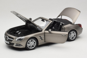 Mercedes SL500 R231 Dark Grey Matt Norev 1:18 183590 Kovina – slika 2 od 9