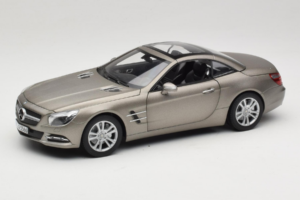 Mercedes SL500 R231 Dark Grey Matt Norev 1:18 183590 Kovina – slika 3 od 9