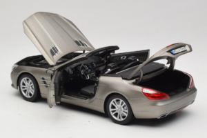 Mercedes SL500 R231 Dark Grey Matt Norev 1:18 183590 Kovina – slika 6 od 9