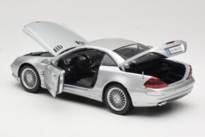 Mercedes SL55 AMG R230 Srebrna Maisto 1:18 36894 Kovina – slika 5 od 8
